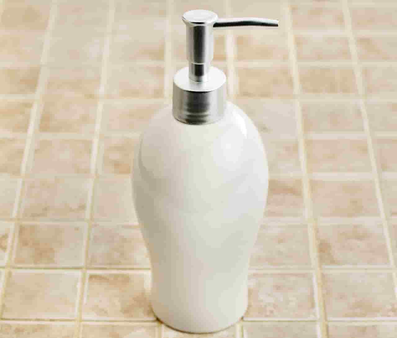 体育生大学毕业服的颜色代表什么