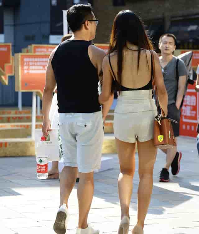 孩子学足球哪里学