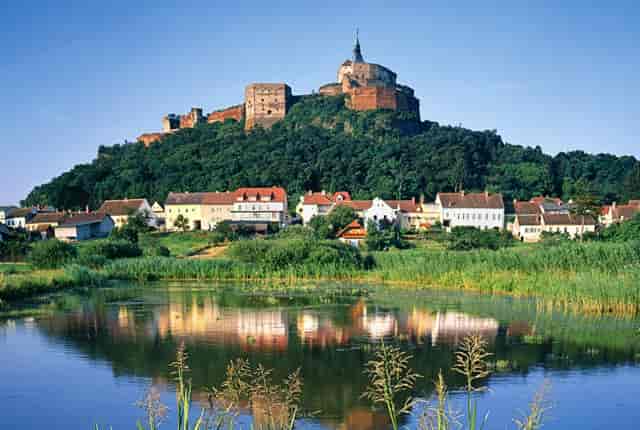 西瓜饮品，茶百道、书亦烧仙草、沪上阿姨、7分甜用了新策略！